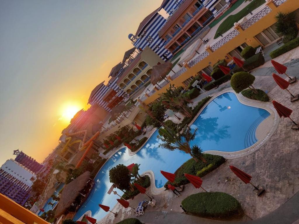 Porto Marina Resort Chalets Families Only El Alamein Exteriör bild
