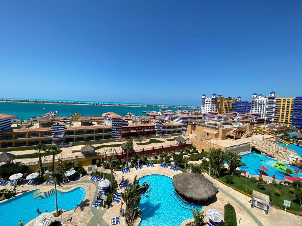 Porto Marina Resort Chalets Families Only El Alamein Exteriör bild