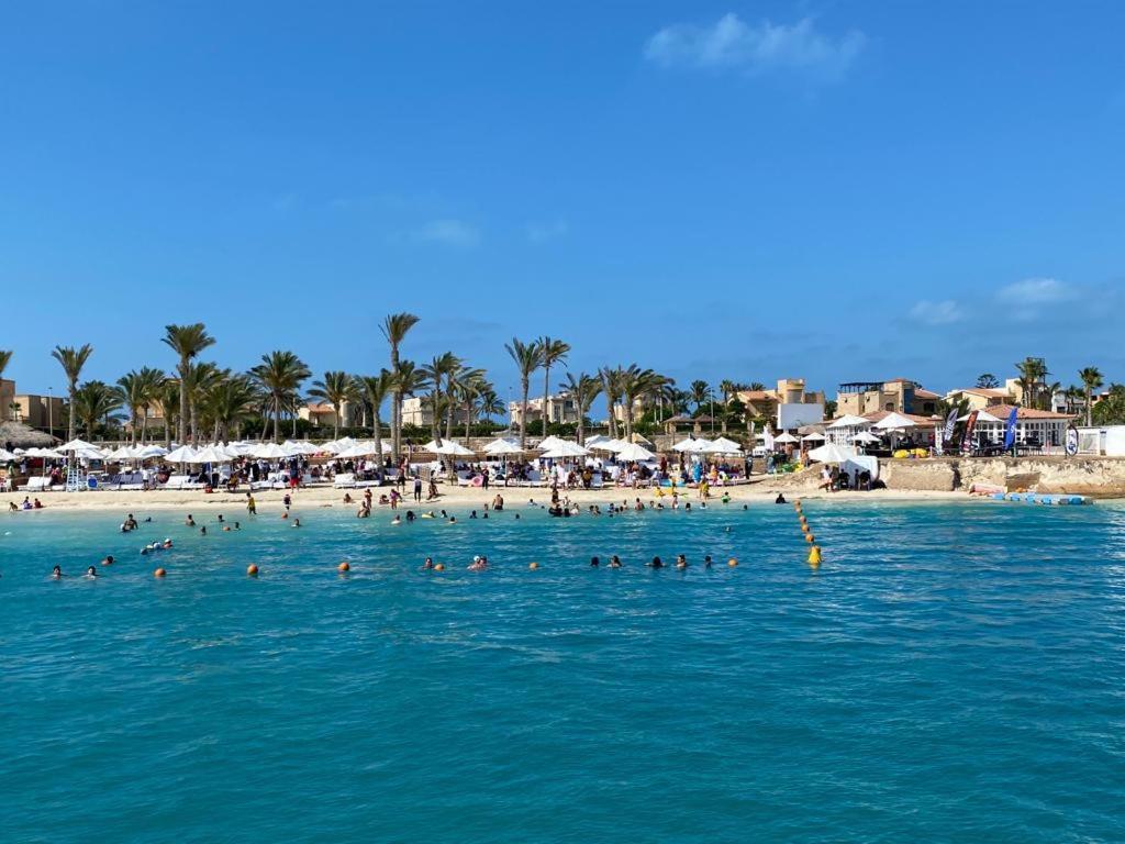 Porto Marina Resort Chalets Families Only El Alamein Exteriör bild