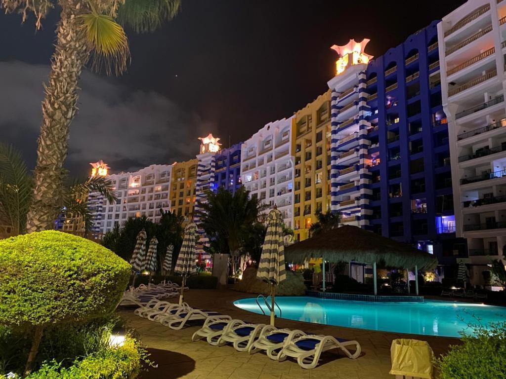 Porto Marina Resort Chalets Families Only El Alamein Exteriör bild