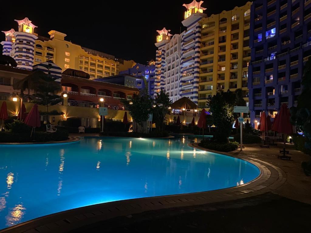 Porto Marina Resort Chalets Families Only El Alamein Exteriör bild
