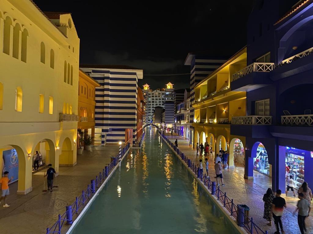 Porto Marina Resort Chalets Families Only El Alamein Exteriör bild
