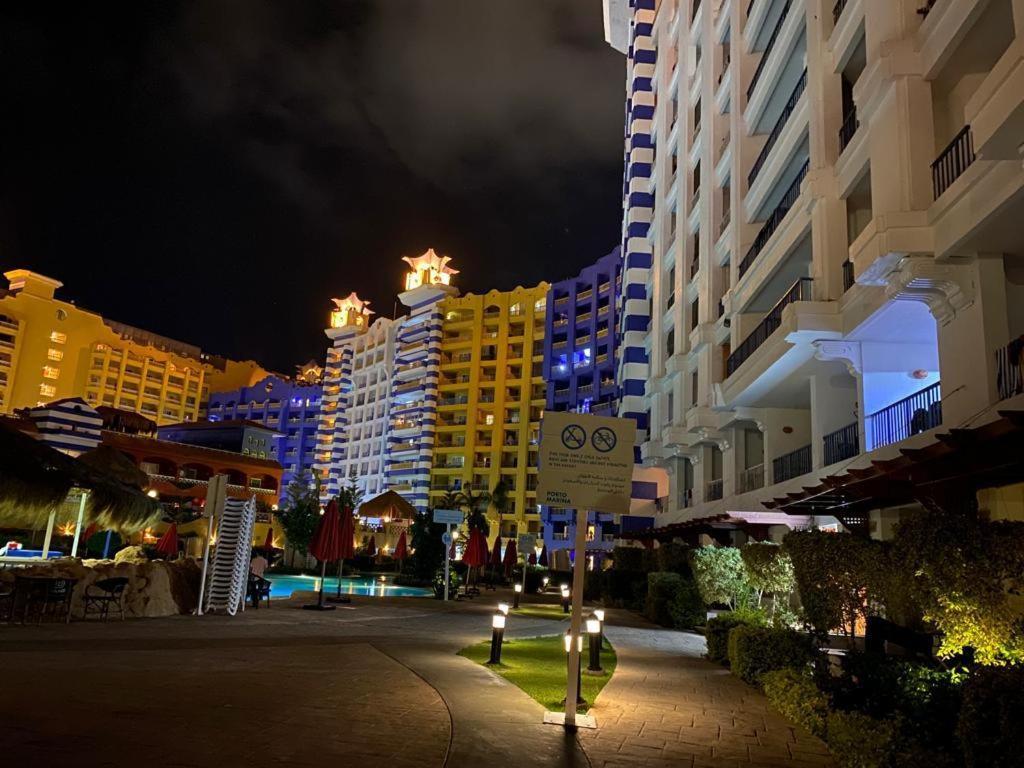 Porto Marina Resort Chalets Families Only El Alamein Exteriör bild