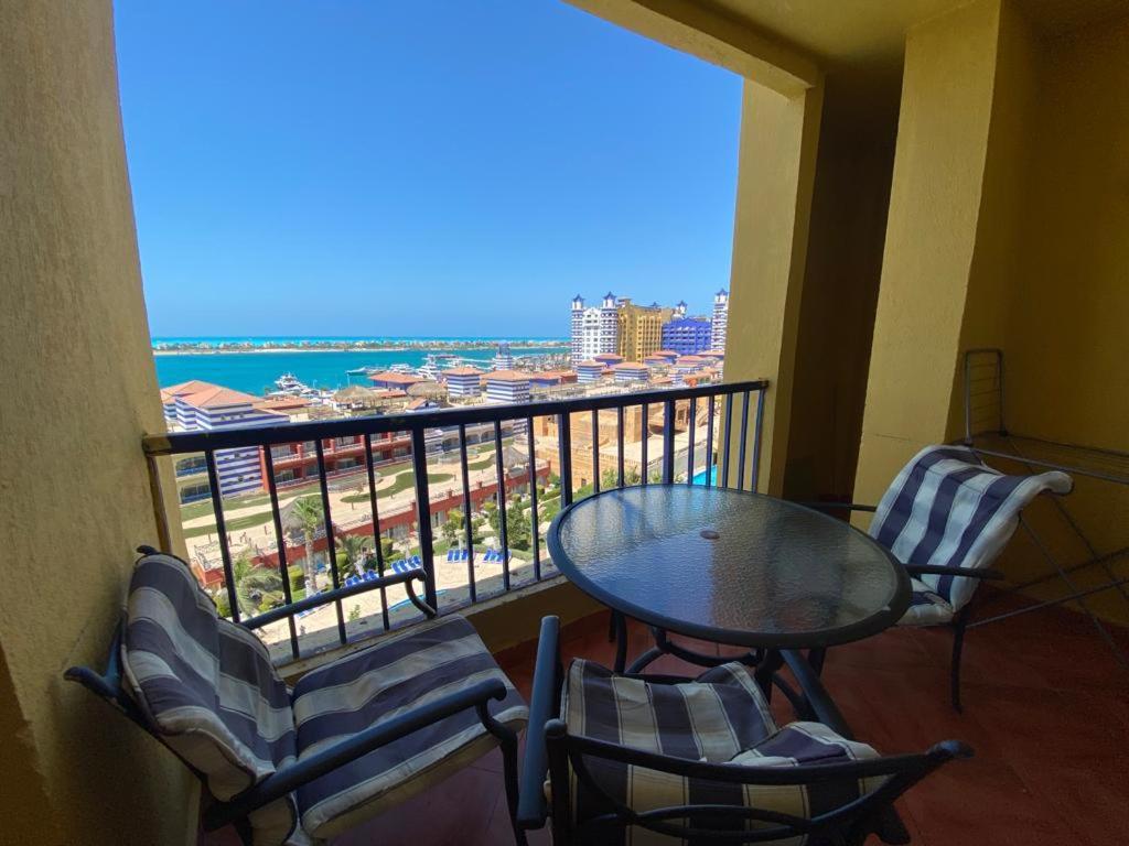 Porto Marina Resort Chalets Families Only El Alamein Exteriör bild