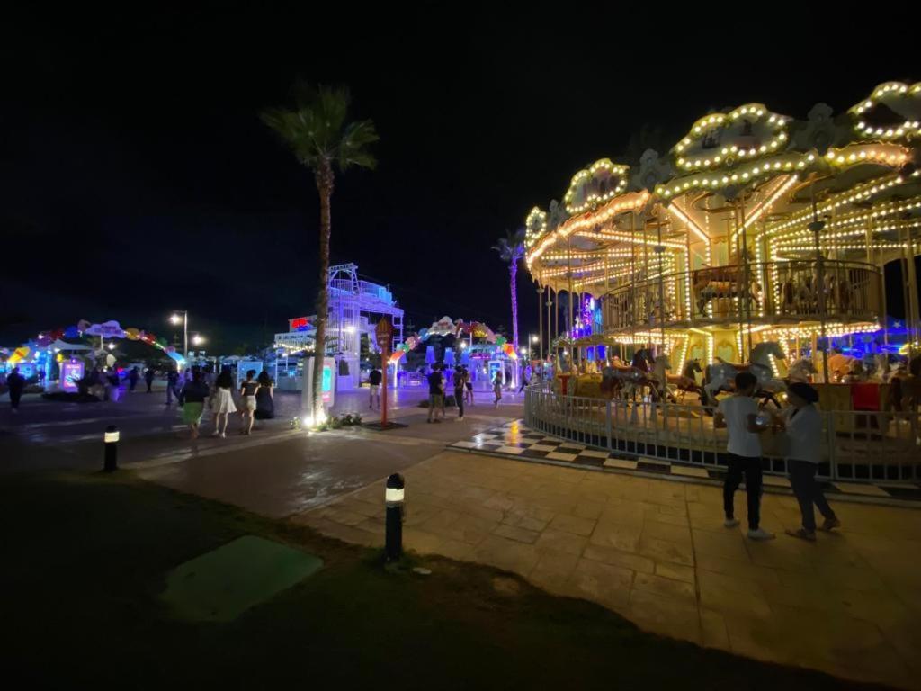 Porto Marina Resort Chalets Families Only El Alamein Exteriör bild